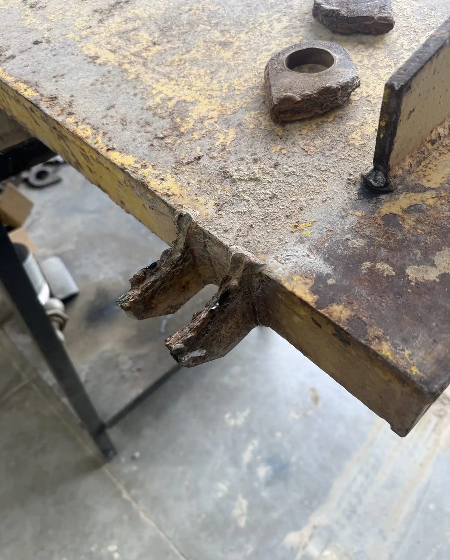 Cracked frame corner repair