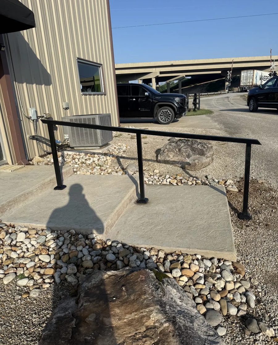 Handrail fabrication and install
